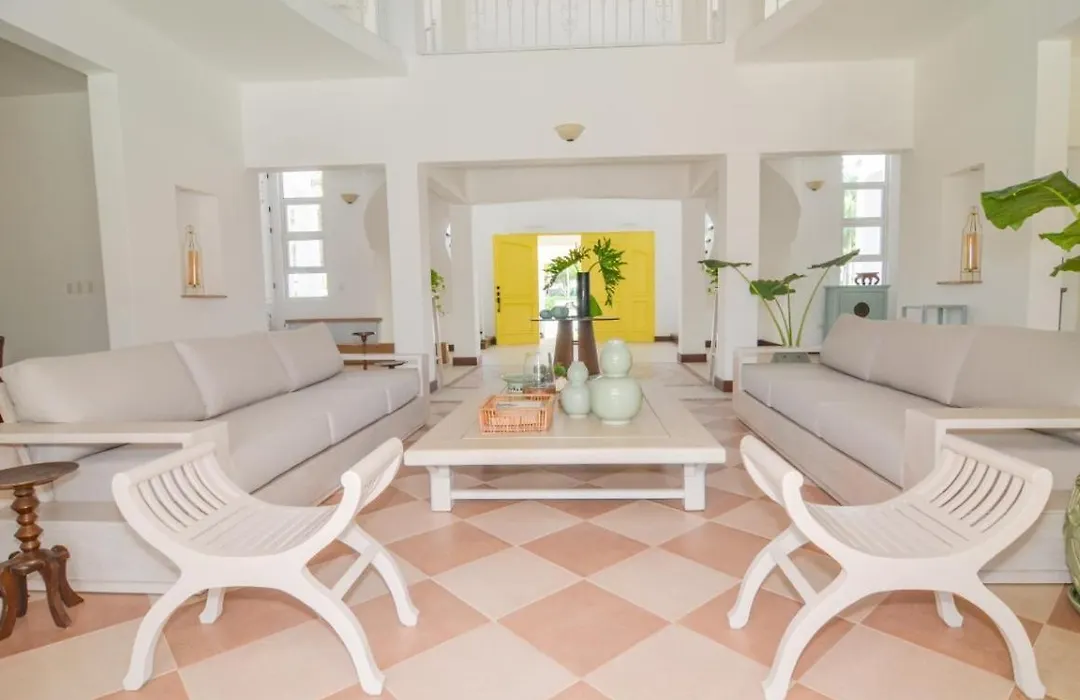 Six Bedrooms Luxury Disco Room Villa-1
