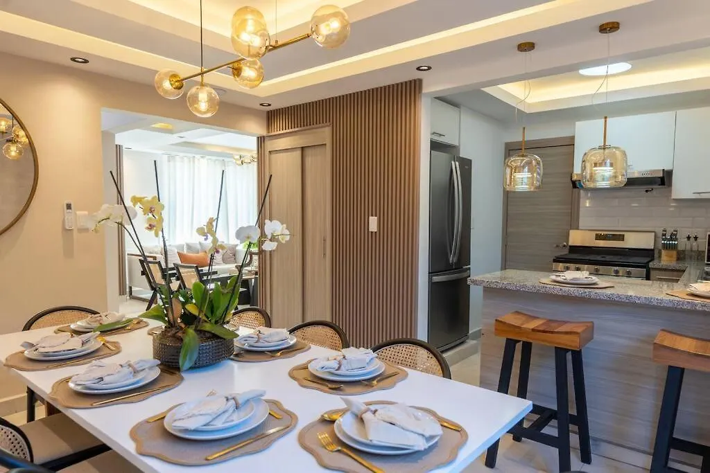 Villa C/Jacuzzi, Punta Cana. 10 Pax Cerca Katmandu-1
