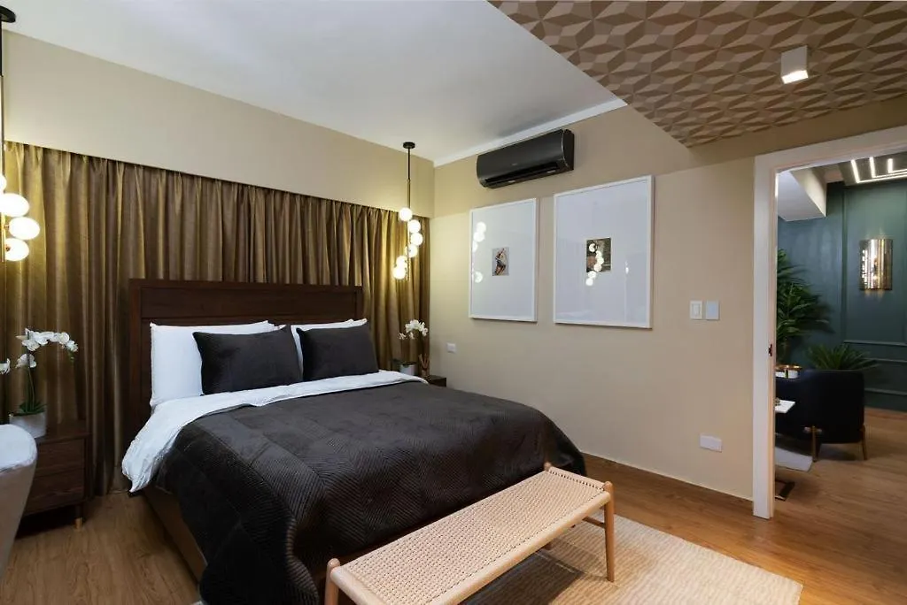 Modern 1 Bd Airbnb-1
