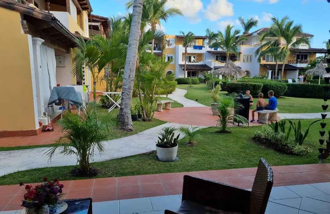 Esmeralda67 Tamarindo-1