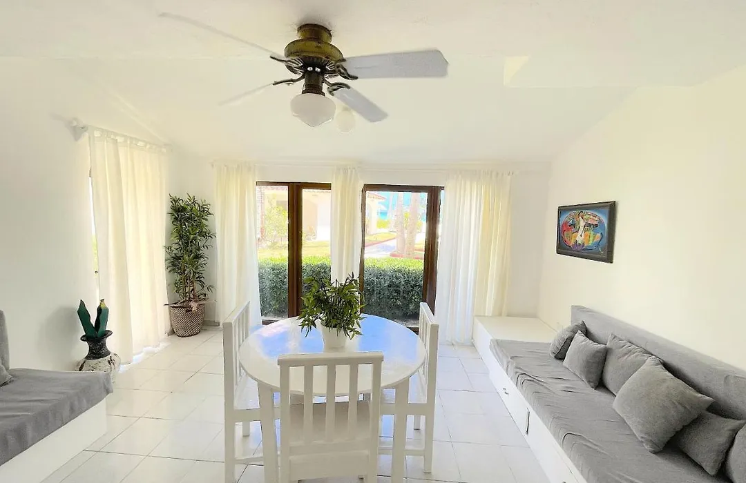 Hotel Beach Villas Los Corales Wifi & Bbq Beach Club-1