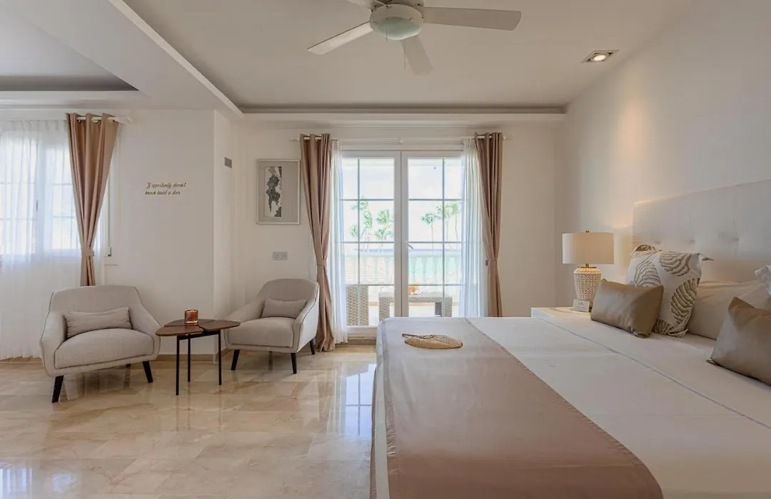 Paradise Hotel Boutique-1