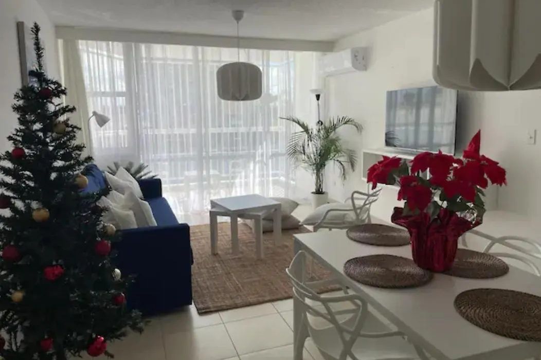 Ocean Front Resort Style Condo Hotel With 24/7 Security-1