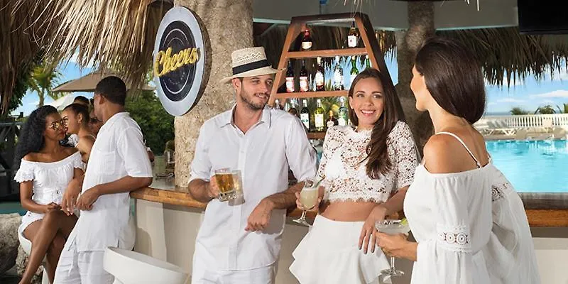 Lifestyle Suite Vip Gold All Inclusive Included-1
