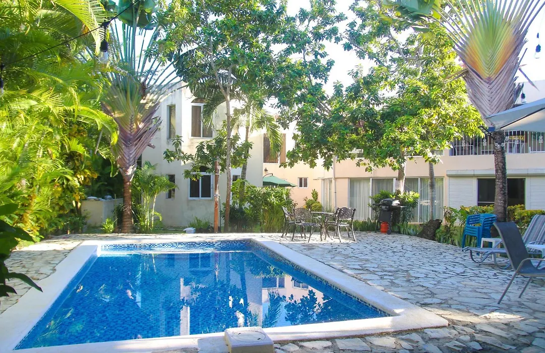 Apartamento BOUTIQUE con encanto en Juan Dolio-Metro Country Club-CON PISCINA, SEGURIDAD PRIVADA, ENERGIA 24-7, CAMPO DE GOLF Y TENIS-1