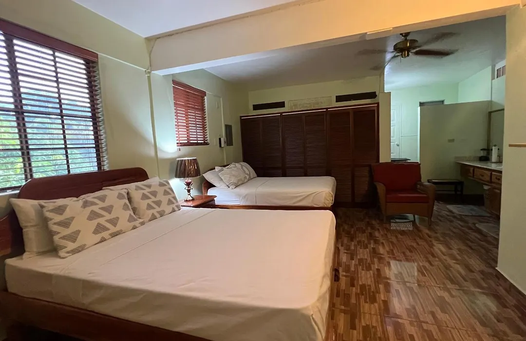 Castlevue B&B-1
