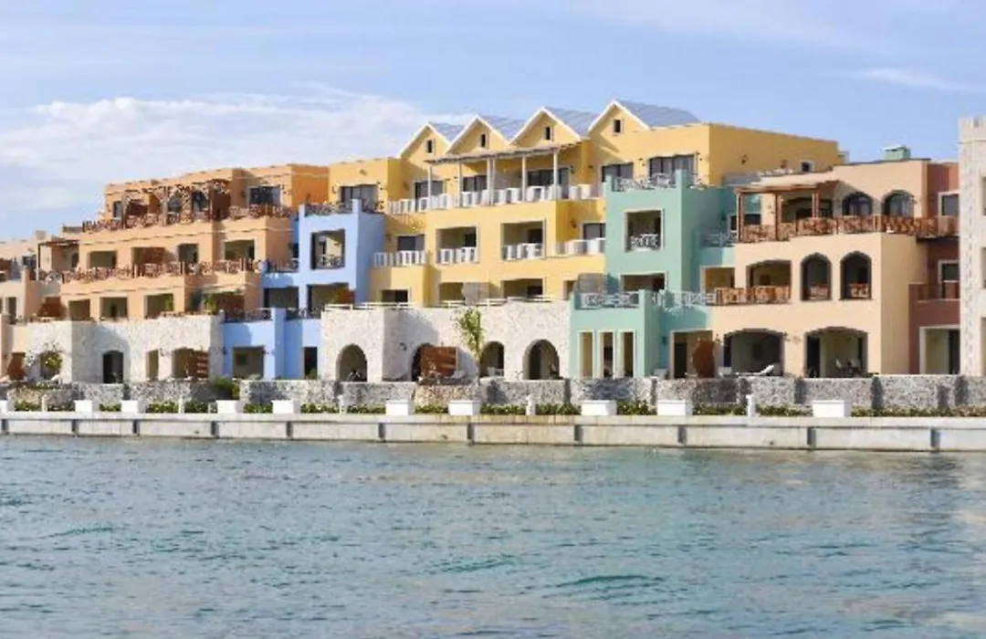 Beachfront Luxury Pent-House At Aquamarina Capcana-1