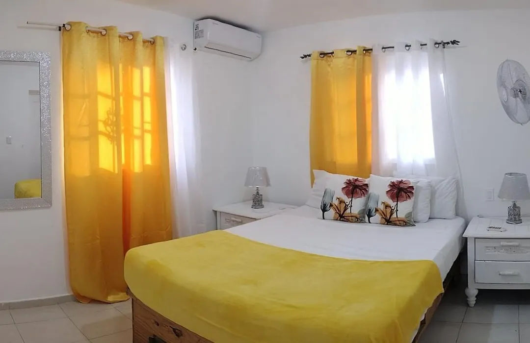 Hostal Palmas De Punta Cana-1