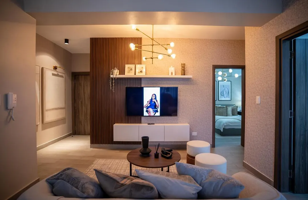 Luxury 2Bedr, 2 Balcony Pool, Gym, Downtown Santo Domingo-1