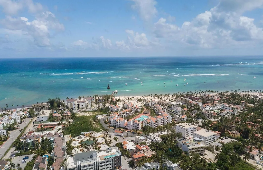 Beauty Coral Village 2 Bed Apartment Pool Views. Playa Bavaro-1