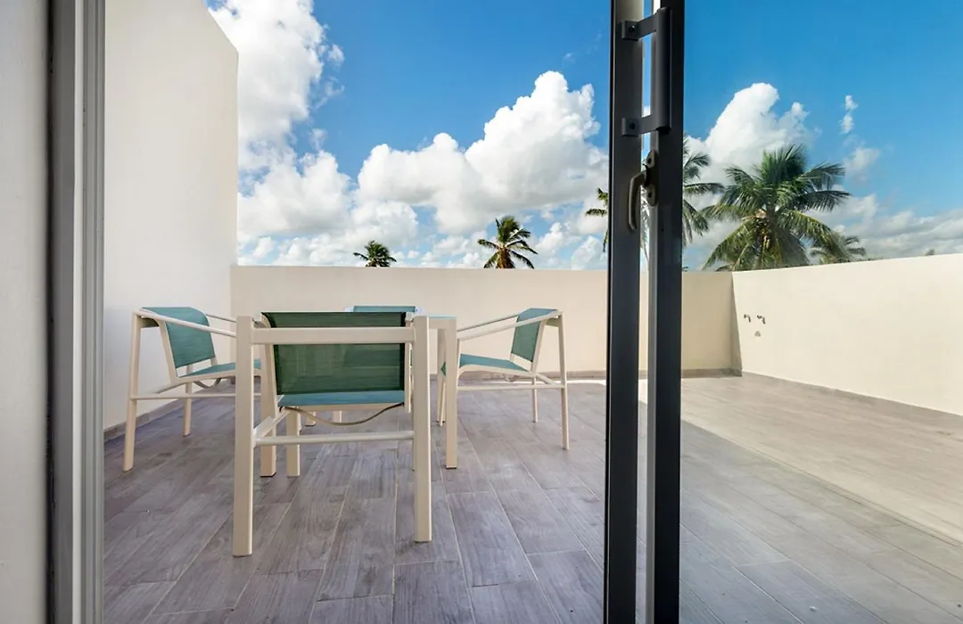 Beauty Penthouse Apartment Close To The Beach D402-1
