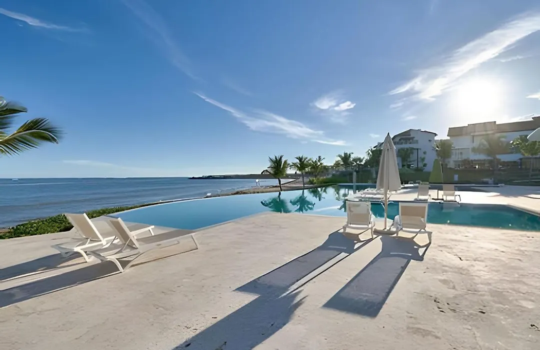 Punta Palmera Beach Front With Private Cold Jacuzzi-1