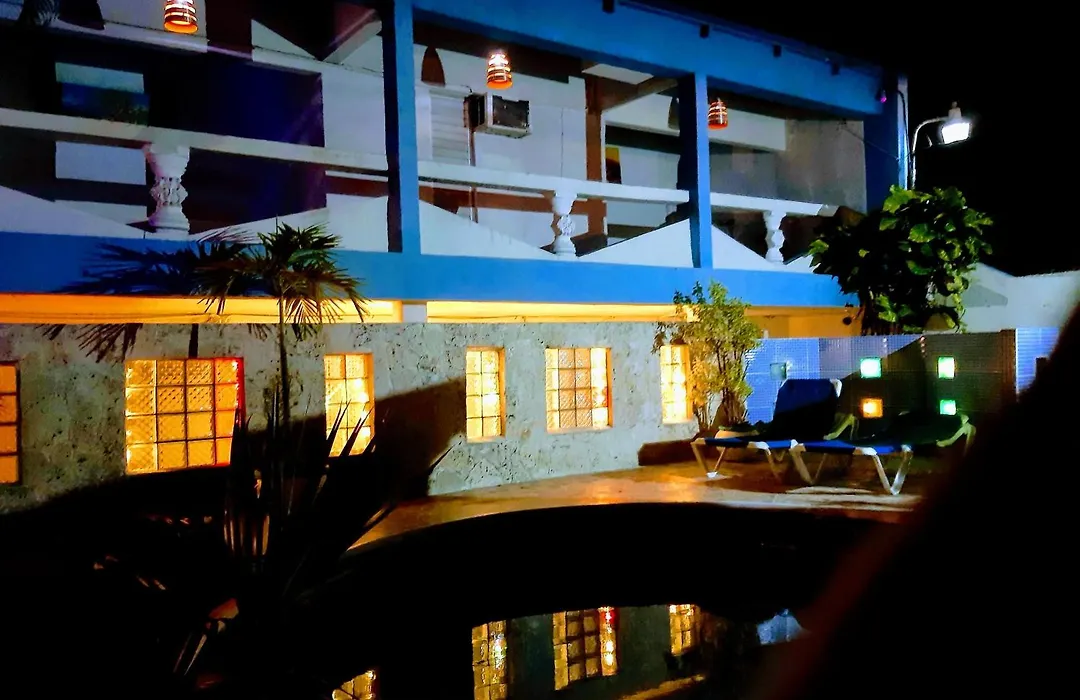 Hotel El Tronco Inc-1