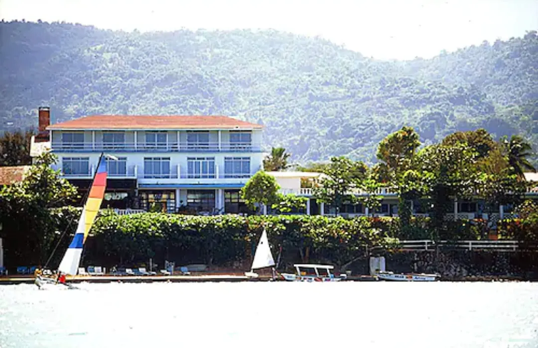 Silver Seas Hotel-1