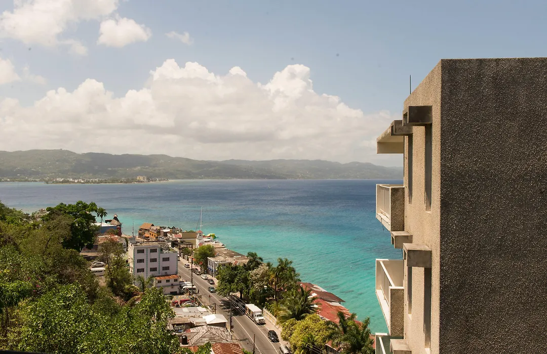 Baywatch Beach At Montego Bay Club-1