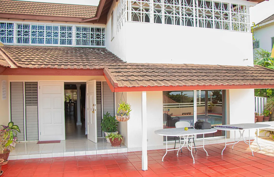 The Whytehouse Villa-1
