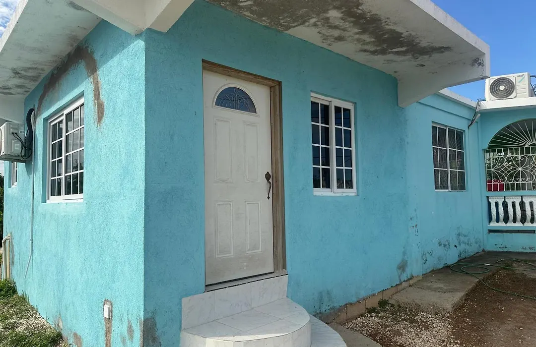Reggae Moon Guesthouse-1