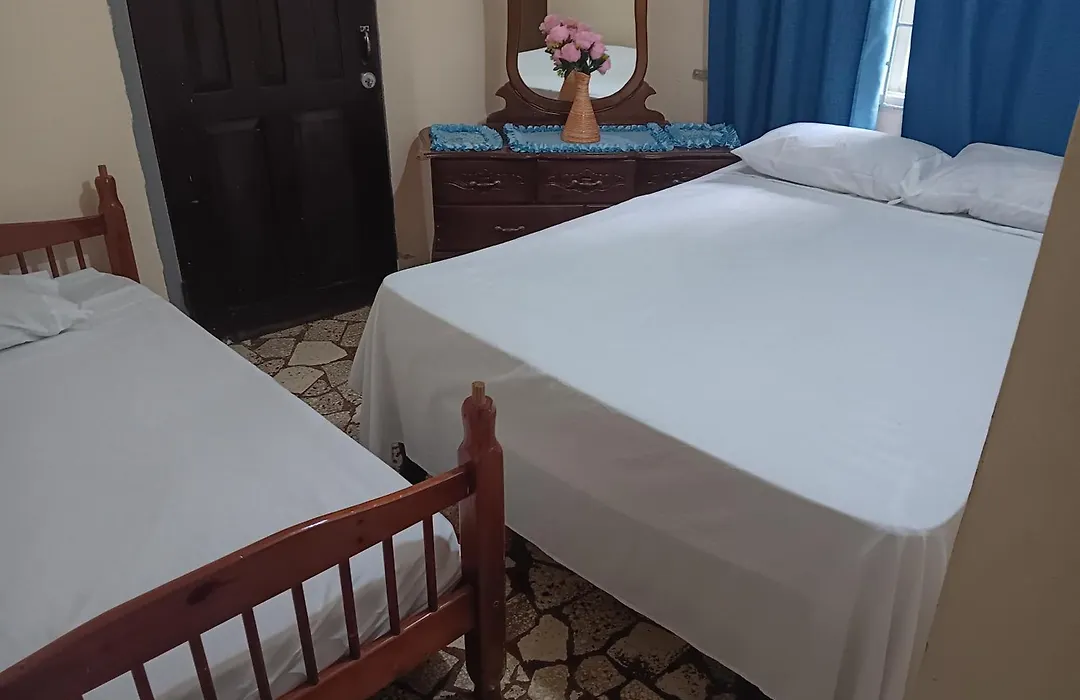 Cozy Family Inn-1