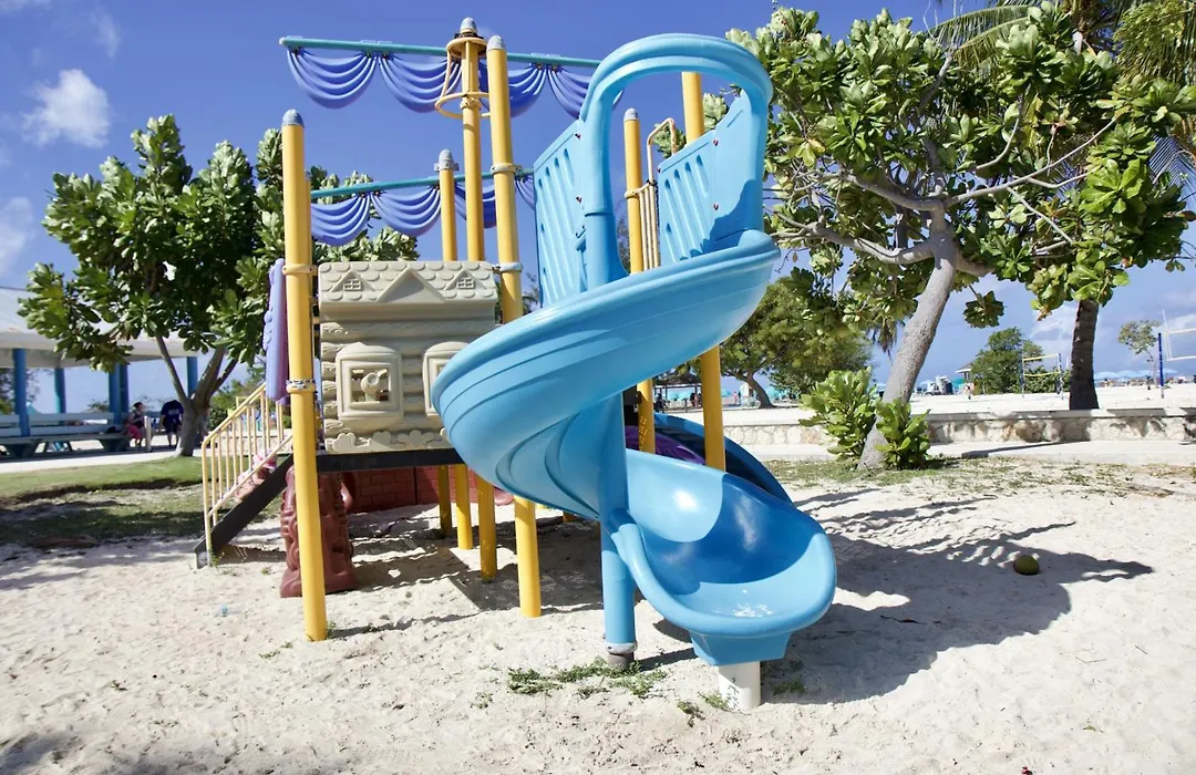 Luxury 1 Bed Apartment Near Seven Mile Beach At The Grove-1
