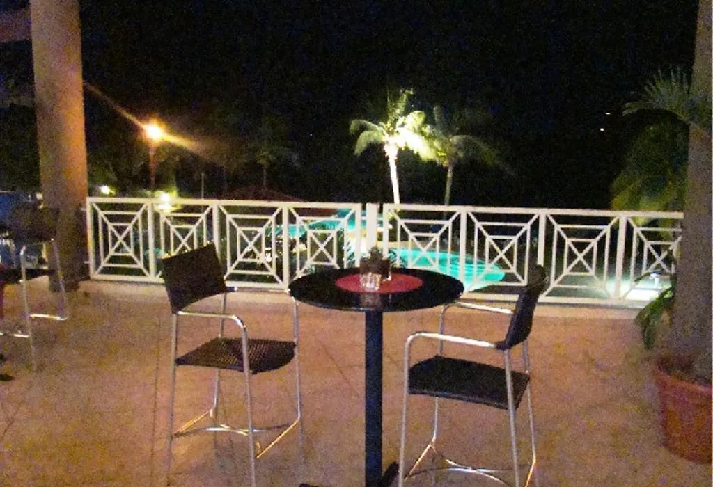 Sea Breeze Hotel-1