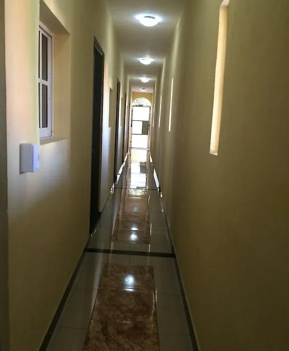 Economy Rooms Jaleo-1