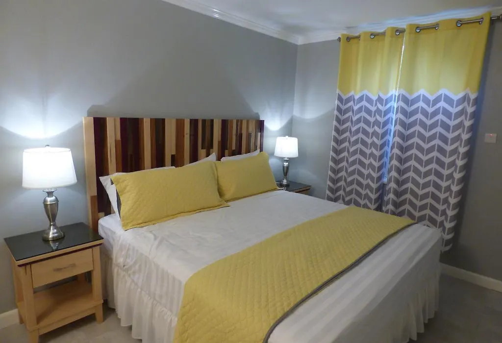 Beach One Bedroom Suite C5-1