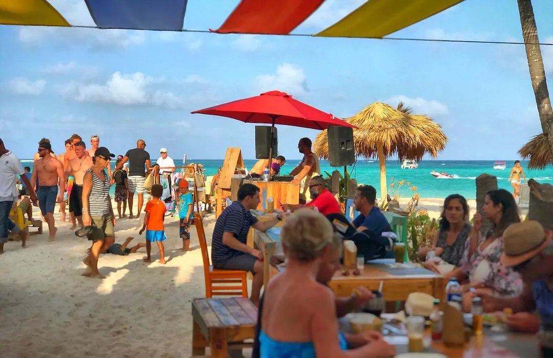 Las Terrazas Vip Pool Beach Club & Spa-1