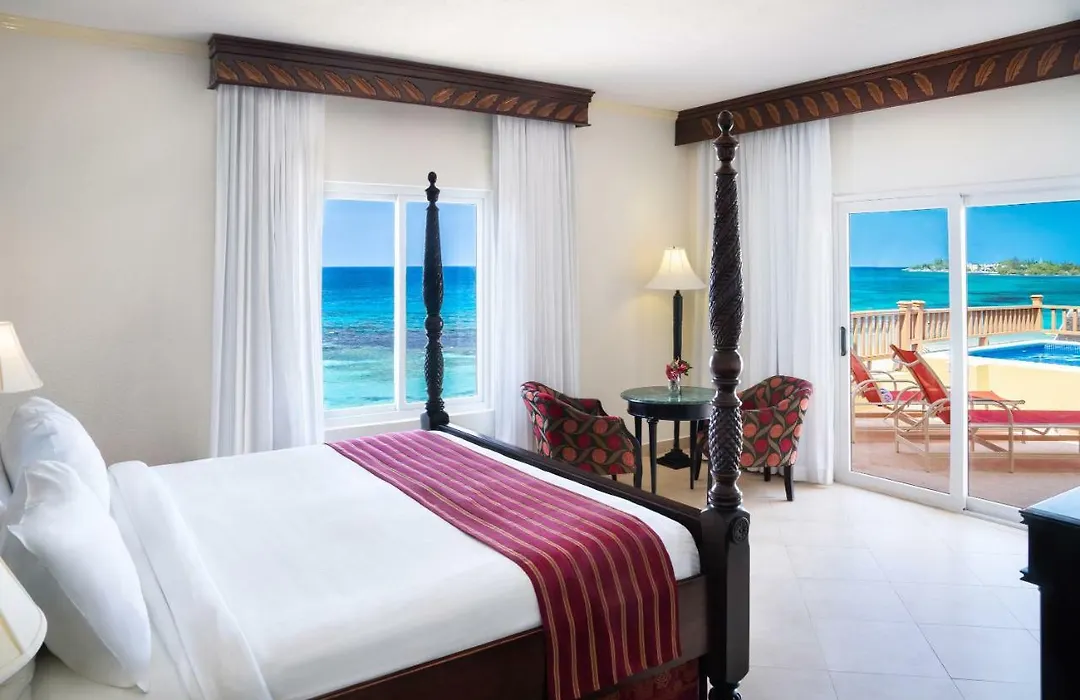 Jewel Runaway Bay Beach Resort & Waterpark-1