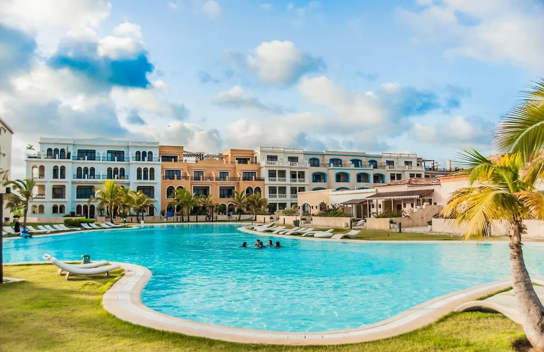 Marina Bay Cap Cana-1