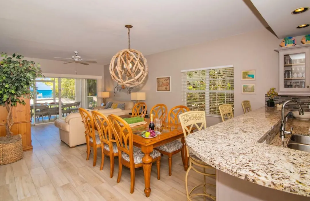 Grandview Condominiums-1