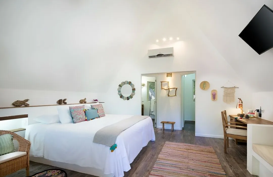Punta Rucia Lodge-1