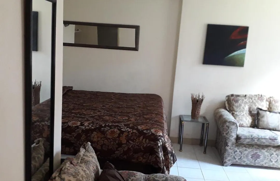 One Bed Room Apartment & One Studio In Ochi Rios-1