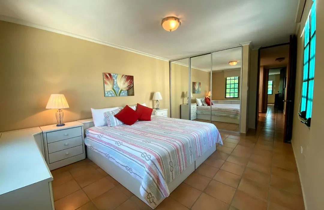 Villa Coral Reef- 4Br With Community Pool Overlooking Ocean-1