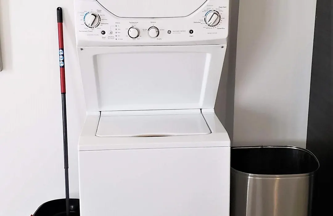 Kasa The Lofts 202 Huge 2 Bed 2 Bath Washer Dryer-1
