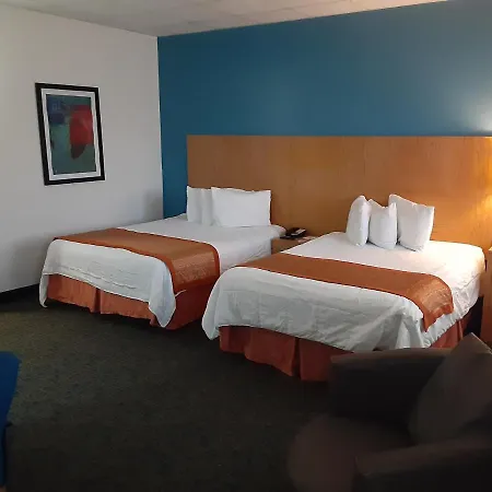 Howard Johnson By Wyndham San Juan Centro Cardiovascular-3