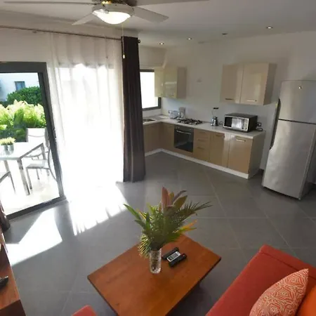 Oasis Apartment C4 Inside Aligio Residence Hotel-3