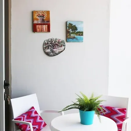Tropical, Charming And Beach Place For 5-3