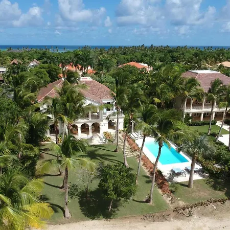 Luxury Golf Villa With Private Pool And Service Staff In Exclusive Resort Near Private Beach-2