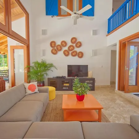 Amazing 4-Bedroom Tropical Villa With Private Pool And Golf Course View At Luxury Resort-2