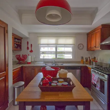 Cozy 4Bdr Villa In Luxury Beach Resort With Service Staff And View Of La Cana Golf Course-2