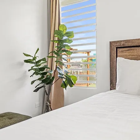 Full-Service Villa With Driver, Meals, Pool-3