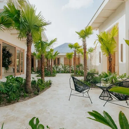 Unique Mediterranean-Style Villa With Golf And Lake View In Luxury Beach Resort-2