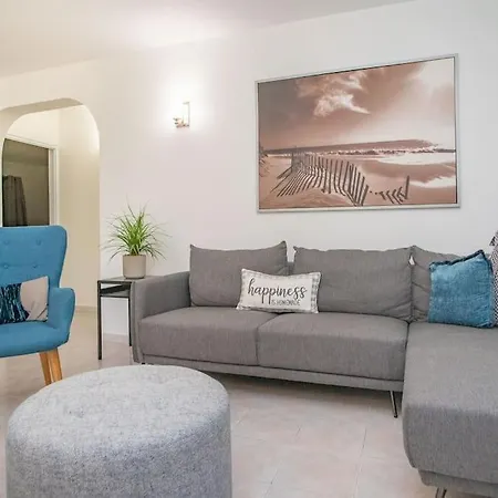 Senderos 2 A 3 Bdr Apt 4 Min From The Beach-3