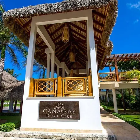 2 Bedroom Swim-Up Cana Rock-3