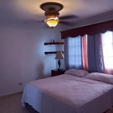 Penthouse Con Jacuzzi La Cueva De Los 3 Ojos-3