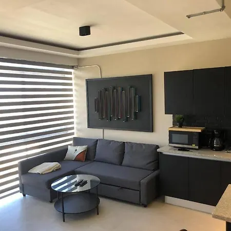Majestic And Spacious Loft Downton, Jacuzzi New-3