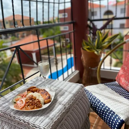 Beautiful Condo , 2Bdr, 10 Min Driving From The Airport And Beach By Car-2