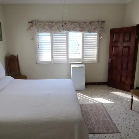 Eslyn Villa-2