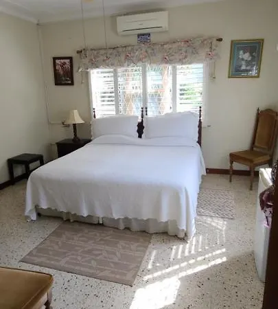 Eslyn Villa-3
