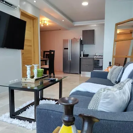Two-Bedroom Apt Located Sdq'S Upscale Neighborhood-2